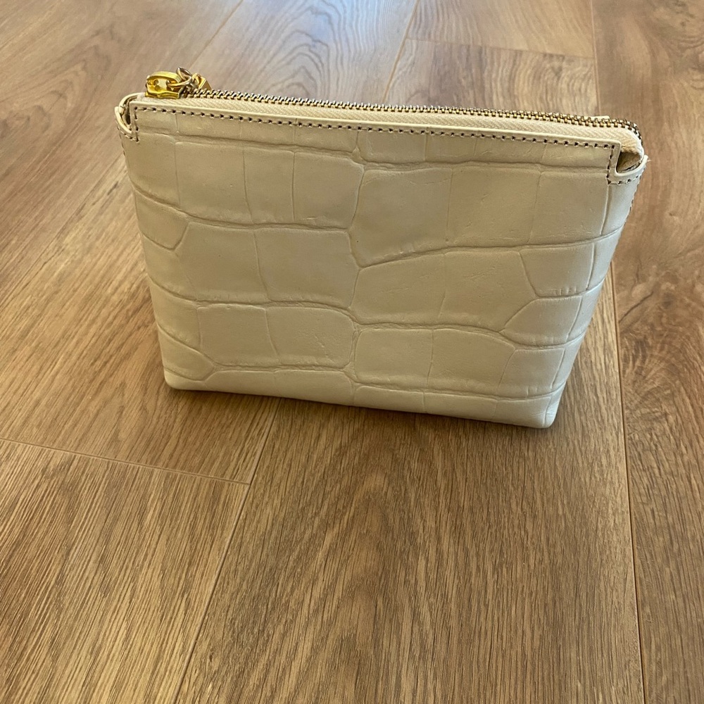 STAUD mini Shirley bag in white - Picture 5 of 6